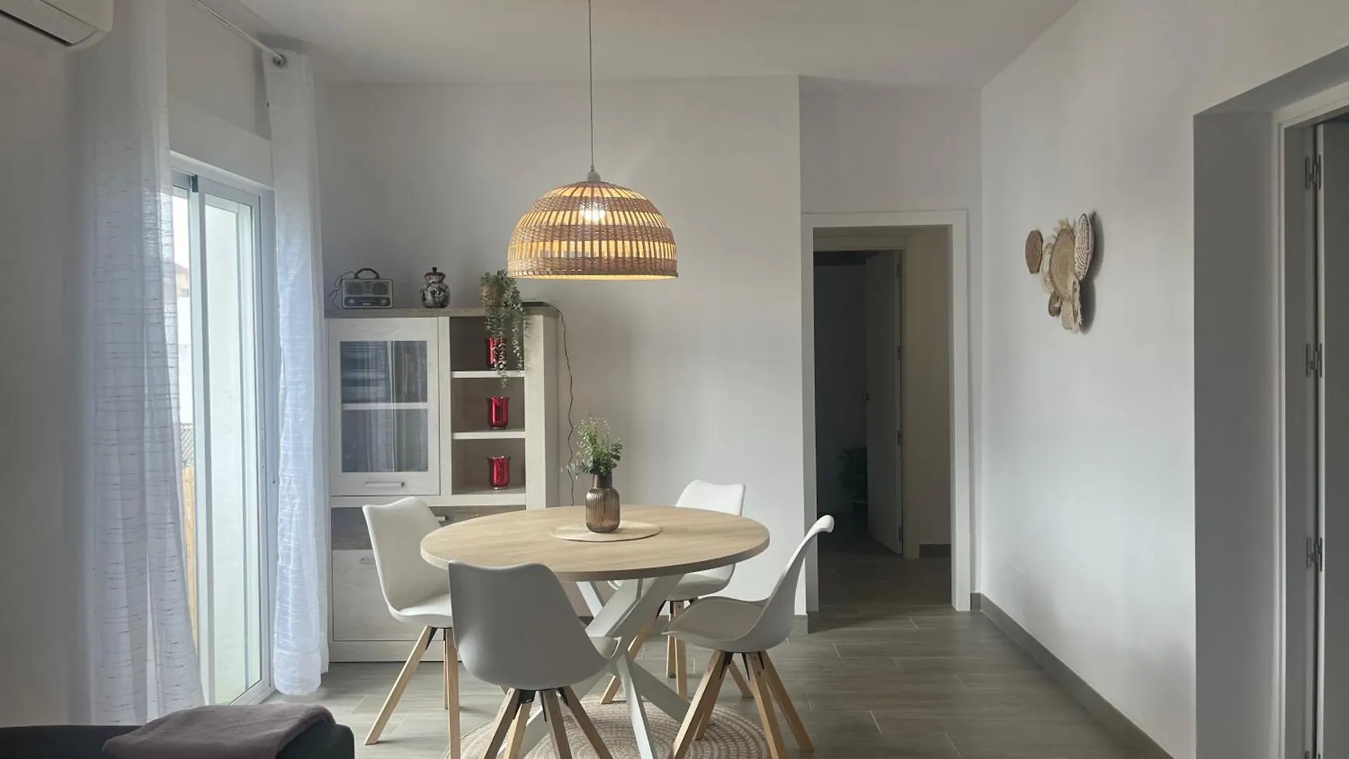 Rentalsevilla Cardenal Rodrigo De Castro Apartment Seville